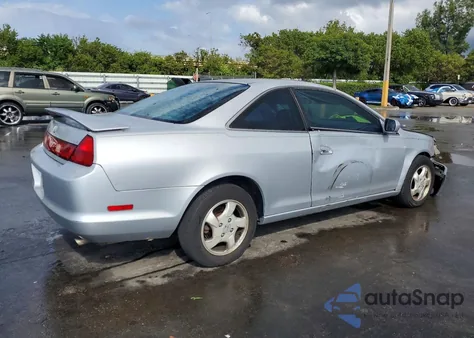 2000 Honda Accord Ex from USA, damaged, VIN 1HGCG3259YA012738